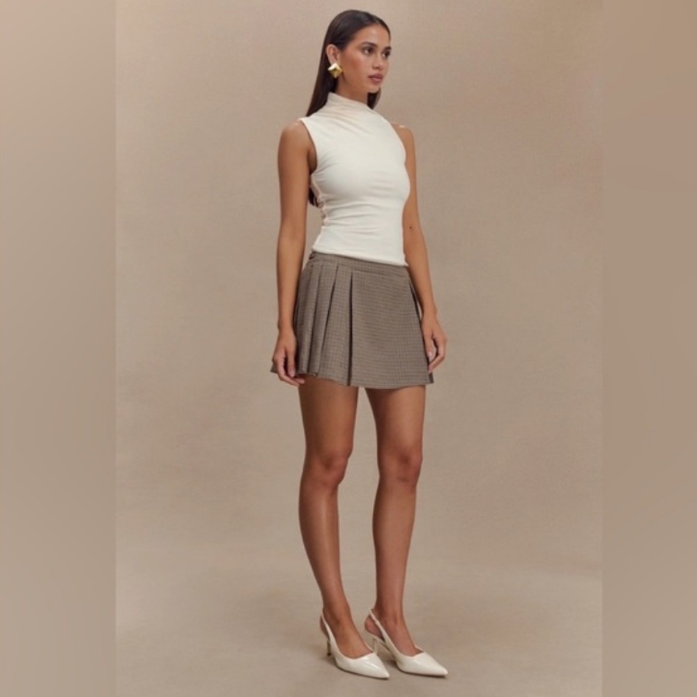 Meshki Angie Pleated Buckle Mini Skirt - Tan Check XS